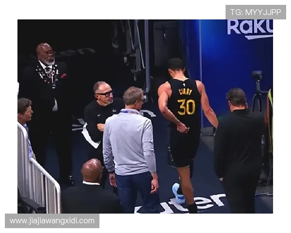 勇士队官方宣布库里因伤缺席未来几场比赛 球迷关注伤情恢复进展