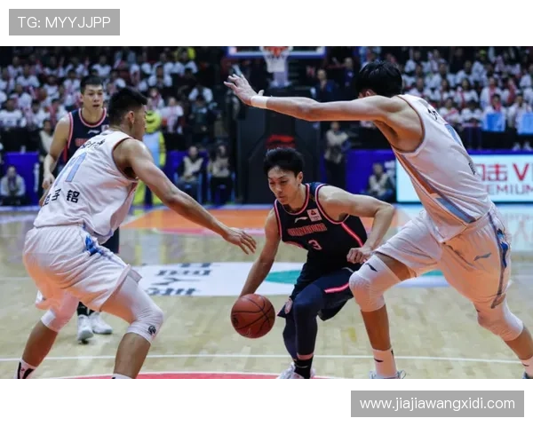 年度体坛盛事频现新亮点各路豪强争峰竞演多场巅峰对决盛况空前