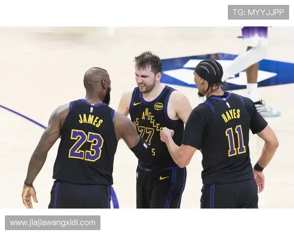 最新NBA交易大新闻：超级巨星加盟湖人助力争冠，新赛季前景堪忧