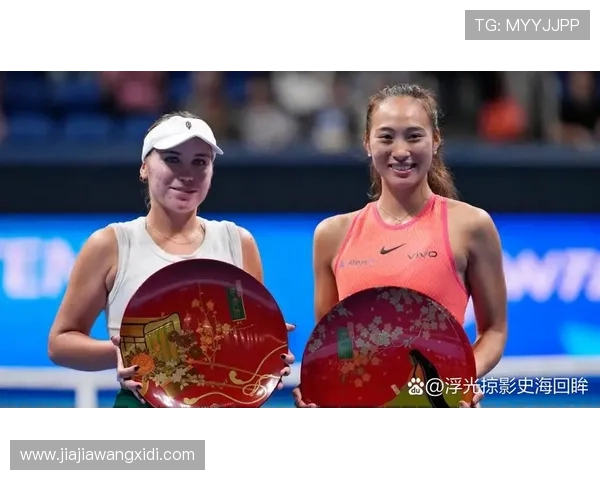 网球大师赛迎来激烈对决 世界排名前十选手齐聚争夺冠军荣耀 网球大师赛迎来激烈对决 世界排名前十选手齐聚争夺冠军荣耀